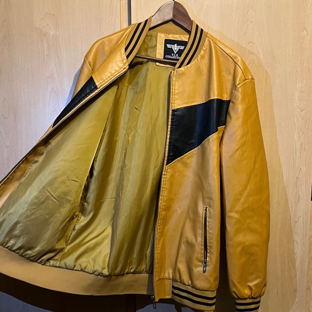 VIP Collection Men's Varsity Jacket - Picture 2 of 2